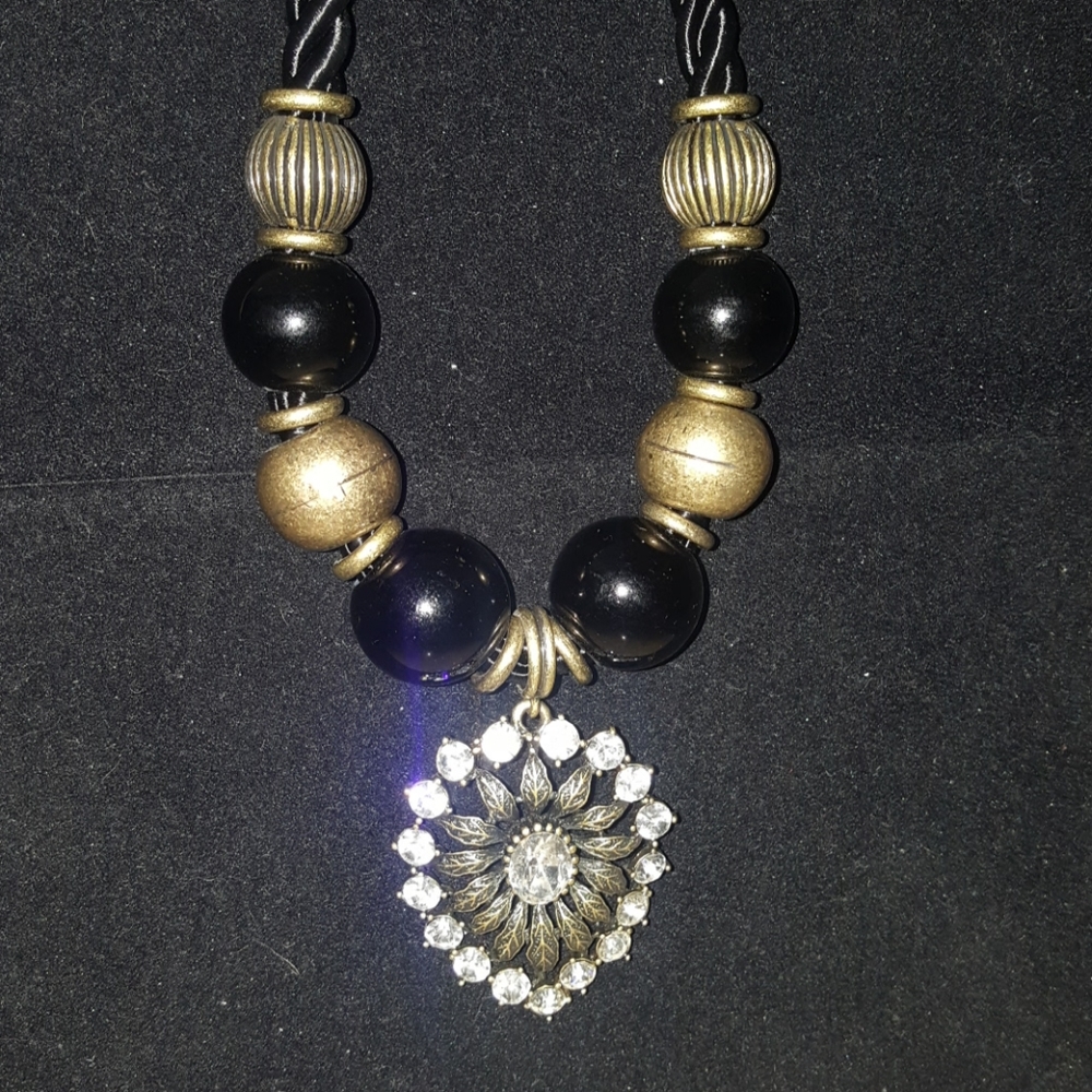 NWT! Rope Necklace w/crystal accent by Iman